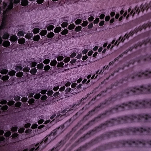 Torrid purple mesh skater mini skirt. Size 1X. Hidden zipper and purple … - Picture 5 of 12